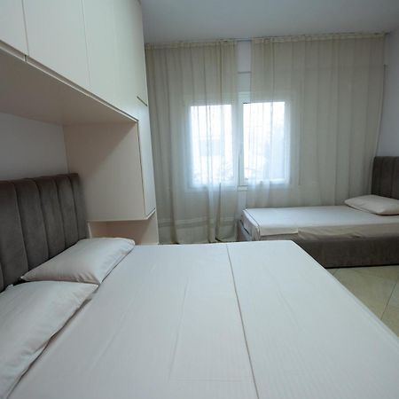 Riviera Apartment Vlora Eksteriør billede