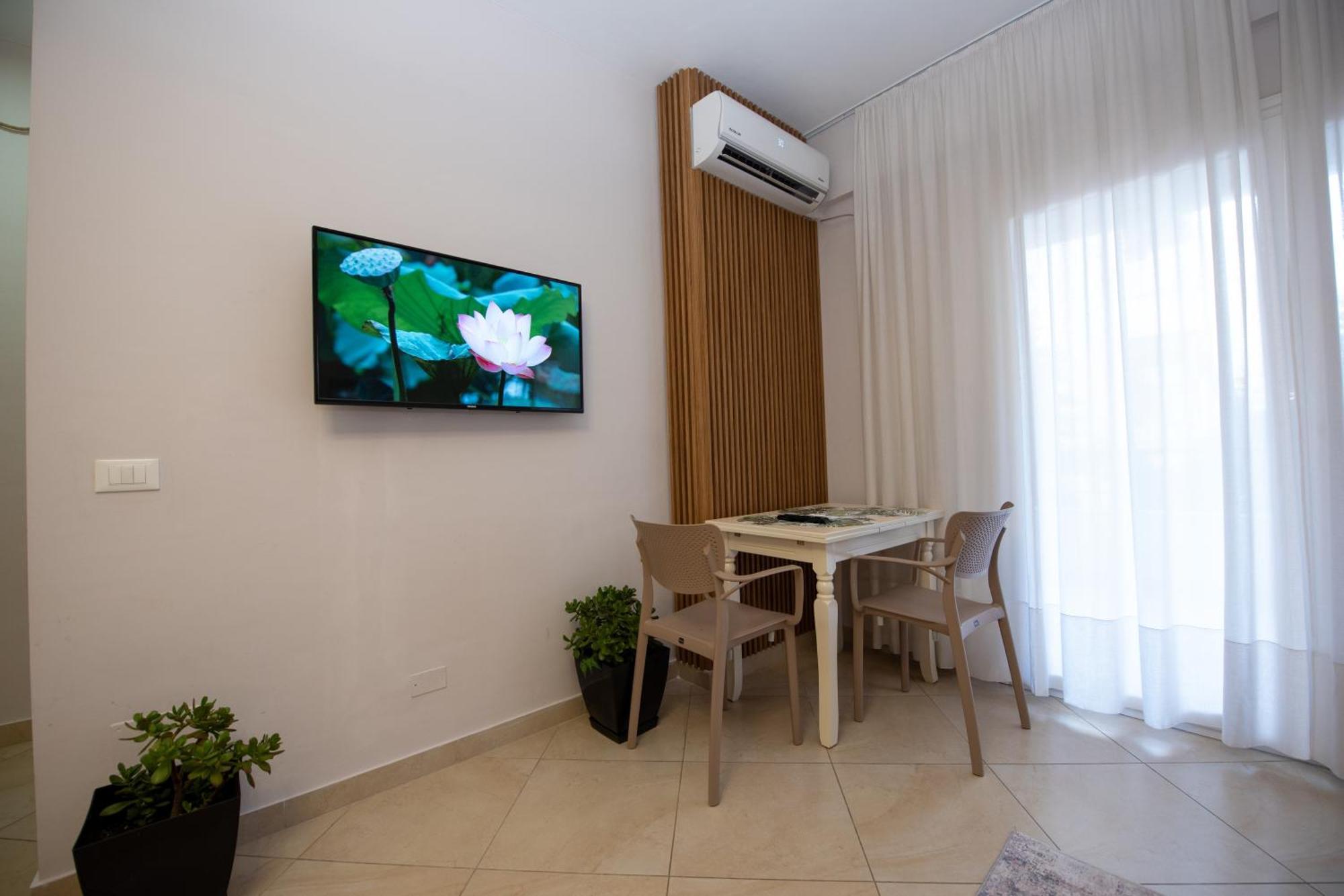 Riviera Apartment Vlora Eksteriør billede